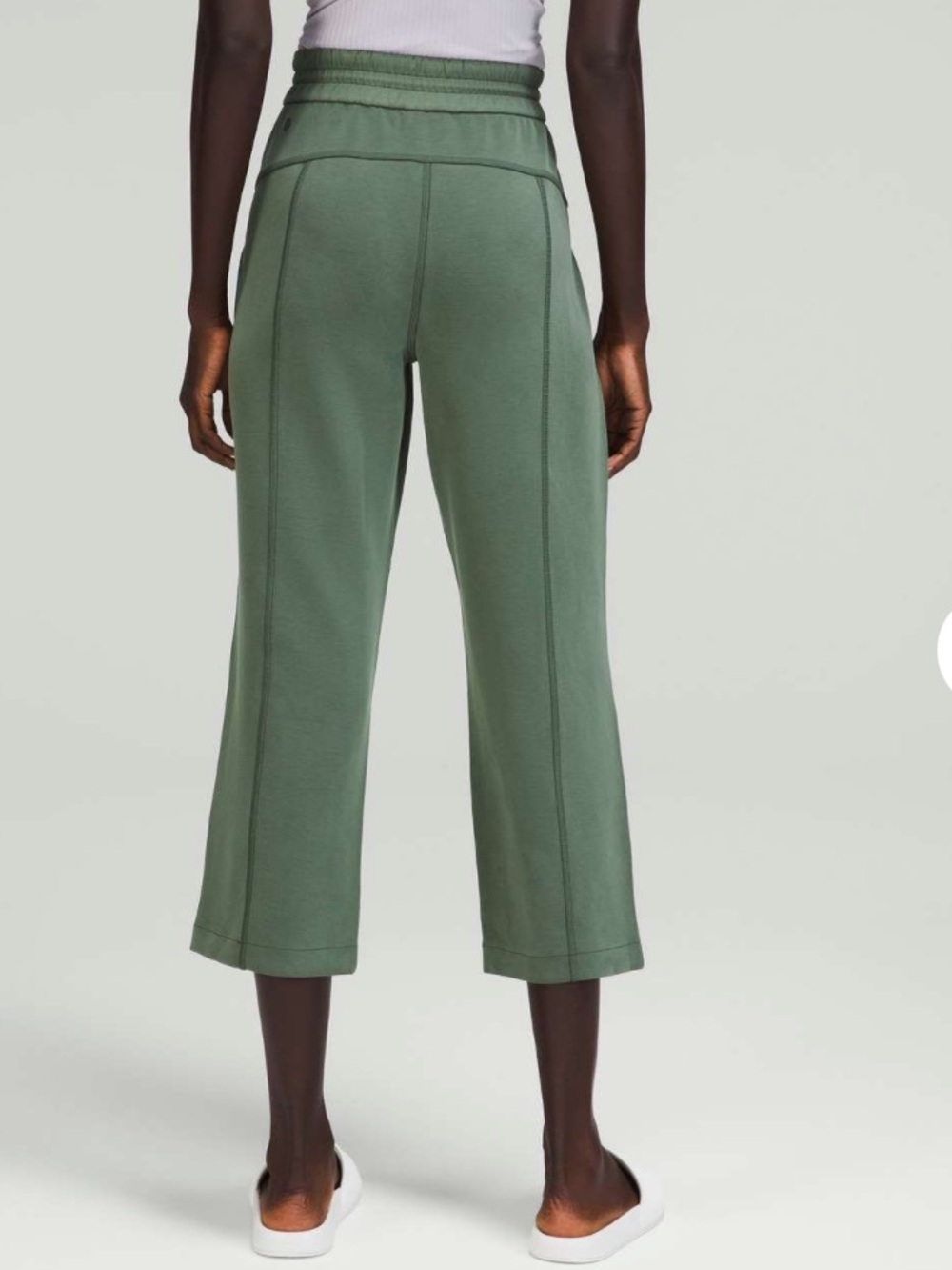 lululemon athletica Softstreme High-Rise Straight Green Cropped Pants Size 4 - Picture 2 of 16